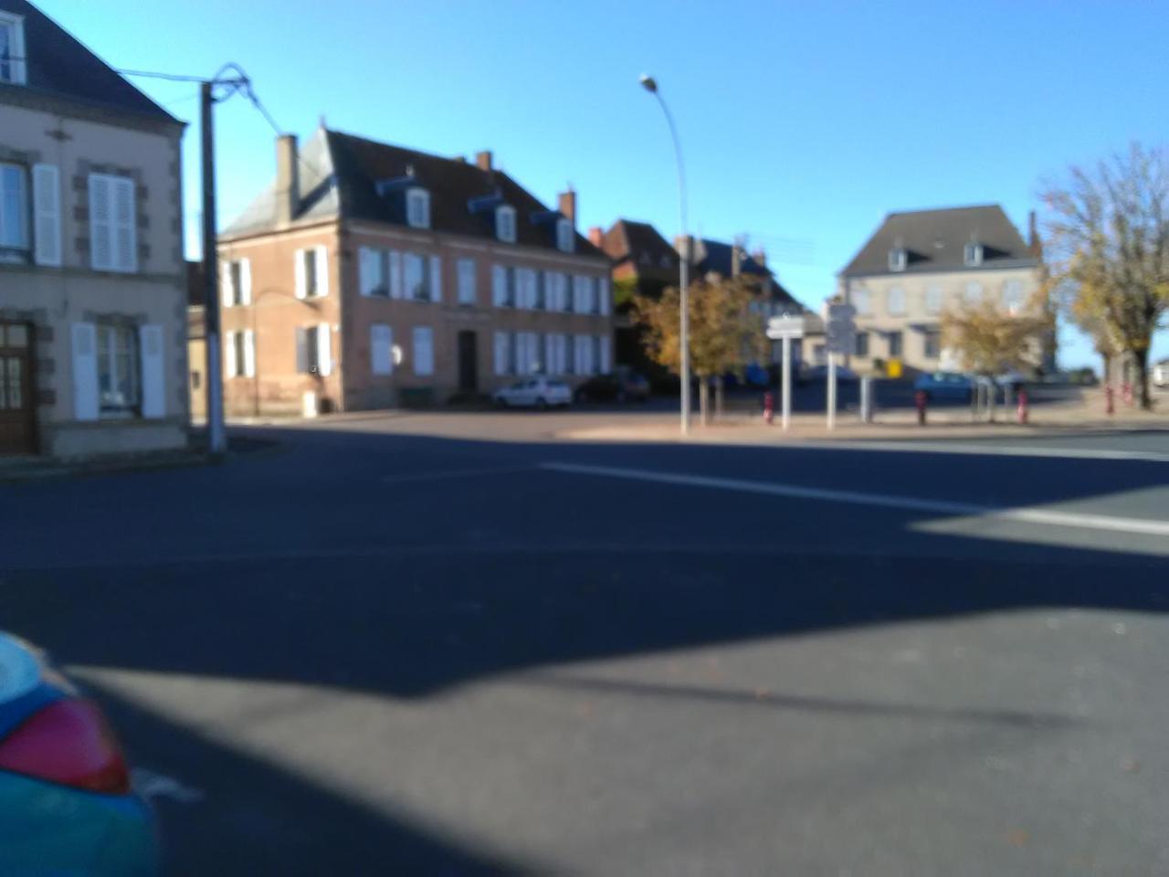 Отель Le Relais De La Marche Aigurande Экстерьер фото